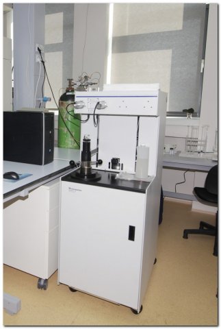 Rtuťový porozimetr Micromeritics Auto Pore IV 9510